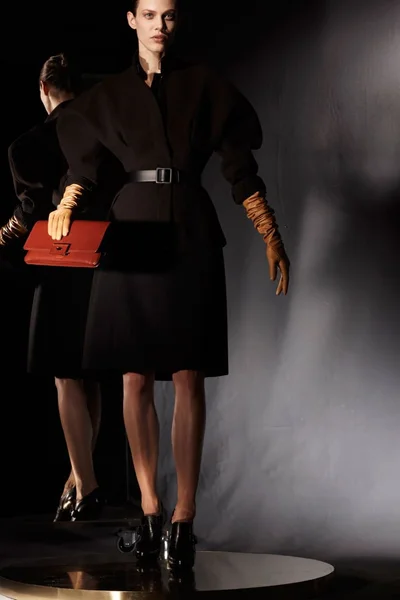 Look 4
